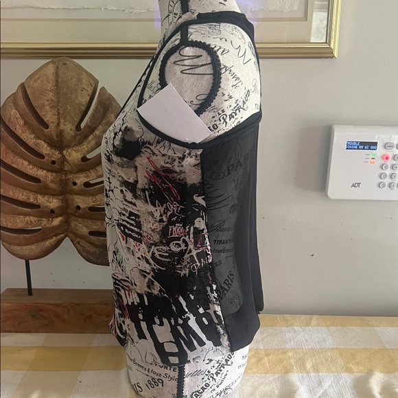 Guess Artistic Black and White Tank Top with Red Highlights - Picture 3 of 6